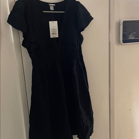 Flutter Short Sleeve Mini A Line Dress by a new day - Picture 5 of 10